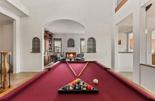 Temecula Casa | Villa Verdot 6BR Estate w Pool Tennis Basketball
