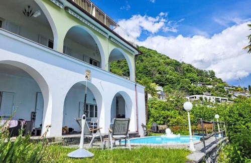 Minusio Villa | Villa Villa Vernice Gialla by Interhome