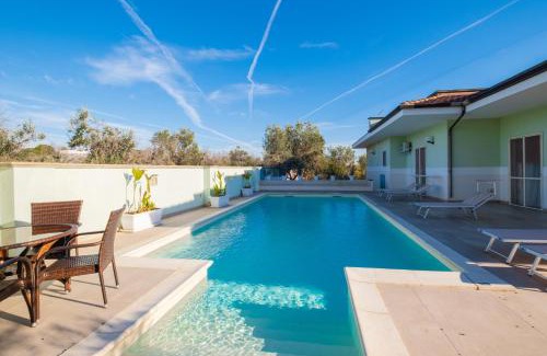 Alliste Apartamento | Villa Vimade con Piscina Privata