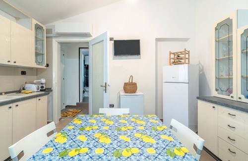 Melilli Villa | Villa "Vincenza" con vistas a la montaña, 3 terrazas privadas y Wi-Fi