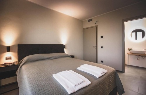 Nizza Monferrato Apartamento | Villa Vinory Bricco di Nizza - Deluxe Apartment First Floor East