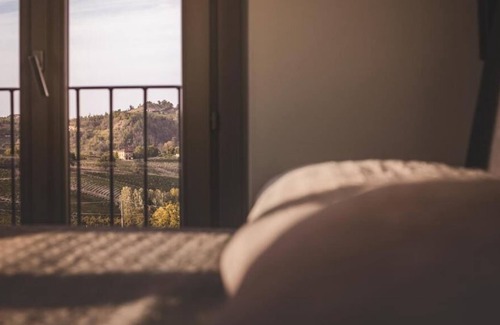 Nizza Monferrato Apartamento | Villa Vinory Bricco di Nizza - Deluxe Apartment First Floor West