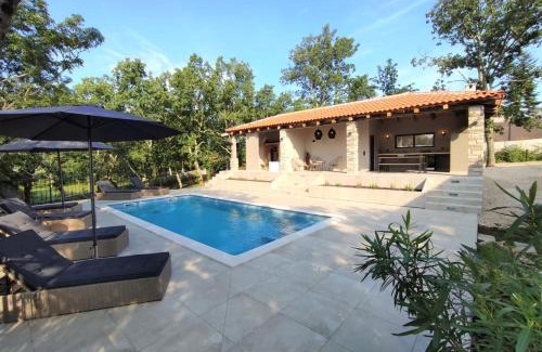 Vranje Selo Apartamento | Villa VinoSelo - Grüne Oase mit Wellness