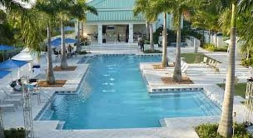 Doral Casa | Villa Vista-2 Story w 3Bdrms & Golf View