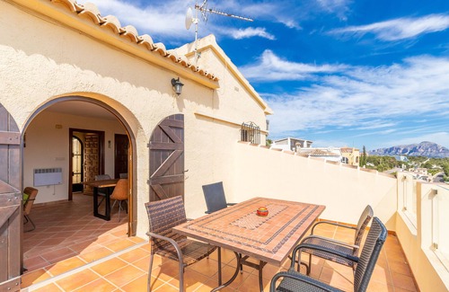 Benitachell Villa | Villa 'Vista Ibiza' con vistas al mar, piscina privada, jardín, balcón, Wi-Fi y A/C