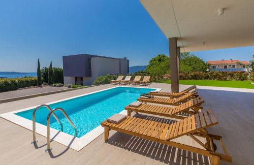 Linardici Villa | Villa VISTA with private pool and sauna
