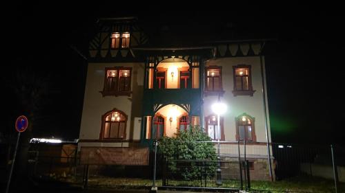 Floha Apartamento | Villa Weißbach - Haus Hilda