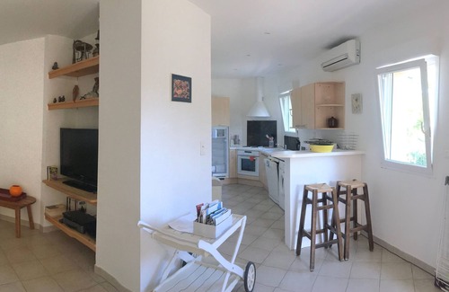 Les Hauts de Villeneuve Villa | Casa con Piscina por 10 personas a Villeneuve les Avignon (4 kms de Avignon)