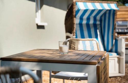 Ostseebad Prerow Villa | Villa Wiesenau by Restaurant WIESENAU