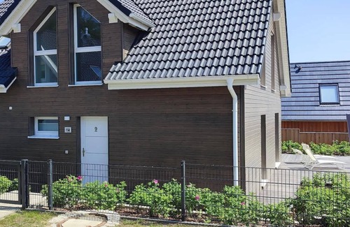 Rheinsberg Casa | Villa Wildrose with sauna and beach football pitch