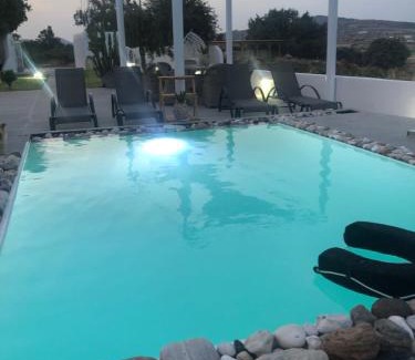 Milos Casa | villa windmill
