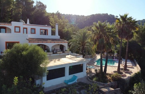 Sant Joan de Labritja Villa | Villa con espectaculares vistas sobre las colinas de Sant Joan.