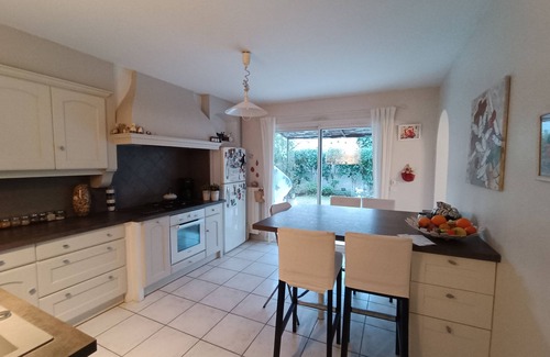 Pezenas Villa | Villa con piscina de 160 m2 en 1000 m2 de jardín,