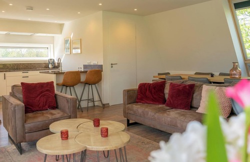 Biddinghuizen Casa | Villa with 5 bedrooms and a garden