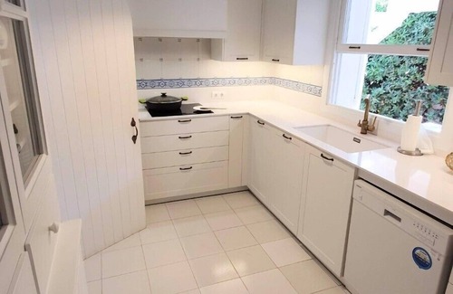 Cap d'en Font Villa | Villa de 5 hab, 4 baños, 1300 m² de terreno en primera linea de mar WIFI GRATIS
