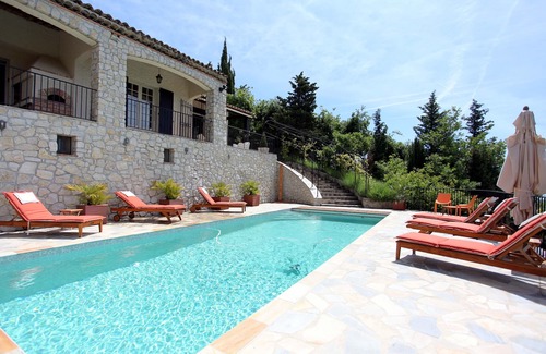 Saint-Jeannet Villa | Villa con excepcionales vistas al mar.
