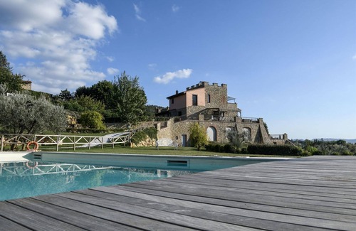 Montaione Villa | Preciosa casa de vacaciones con piscina privada, A/C, internet, TV, patio, cerca de San Gimignano
