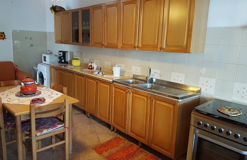 Capaci Villa | VILLA CON PORCHE ES DUCHA EXTERNO CERCANO A. EL MAR È A. LOS SITIOS CULTURALES
