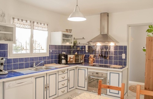 Bagnols-en-Foret Casa | Villa with air conditioning and private pool