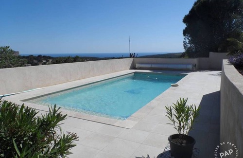 Carnoux-en-Provence Villa | Villa with sea view near Cassis.