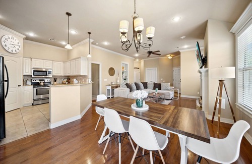 Fayetteville Casa | Villa with Hot Tub, Theatre and Game Room - Minutes to U of A!