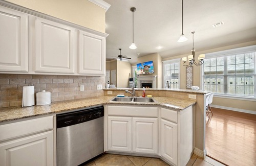 Fayetteville Casa | Villa with Hot Tub, Theatre and Game Room - Minutes to U of A!