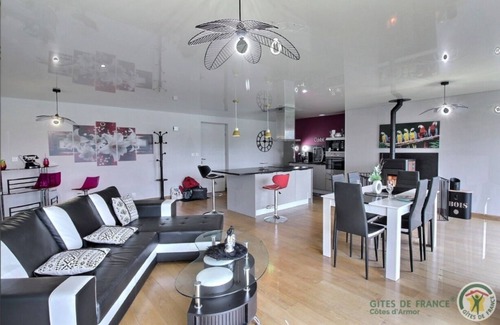 Plesidy Casa | Villa con piscina cubierta