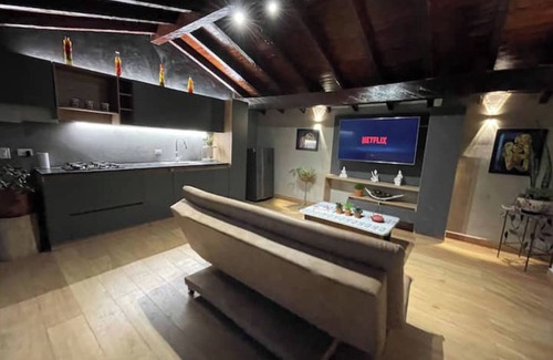 Rionegro Chalet De Esquí | Chalet con Jacuzzi a 8 min de Jardines de Llanogrande