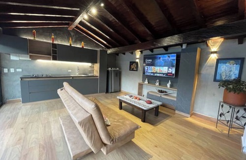 Rionegro Chalet De Esquí | Chalet con Jacuzzi a 8 min de Jardines de Llanogrande