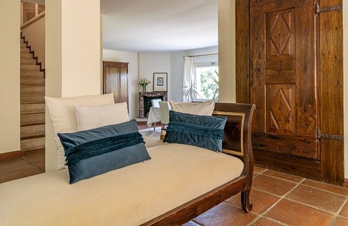 Capoterra Casa | Villa with large garden and swimming pool IUN code Q3652