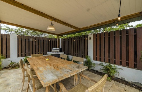 Tamarijn Villa | Villa with Modern Decor 3BR 2BA w/ Large Pool