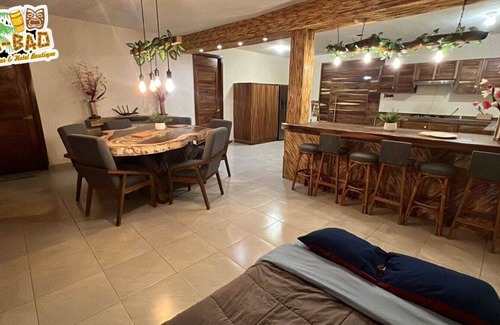 Área del bulevar Barra Vieja Villa | Villa with beach access in Acapulco Diamante. It has all the comforts