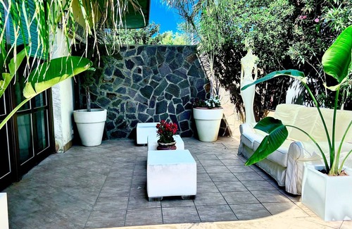 Mondello Villa | Villa con espacio al aire libre a 400 metros de la playa de Mondello