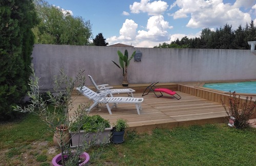 Rochefort-du-Gard Casa | Villa with pool