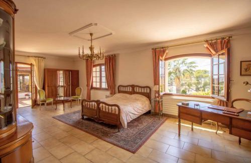 Saint-Raphael Casa | Villa with pool and exceptional sea view
