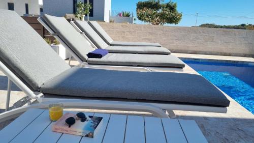 Cala del Portet Villa | Villa with pool 4 rooms San Miguel de Salinas