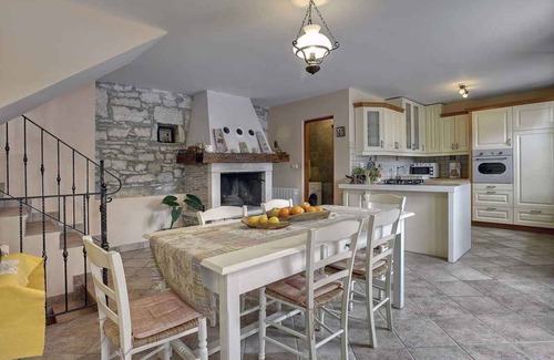 Jursici Villa | Casa vacacional con piscina y barbacoa