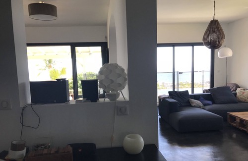 Saint-Denis Casa | Villa con piscina y magnifica vista panoramica