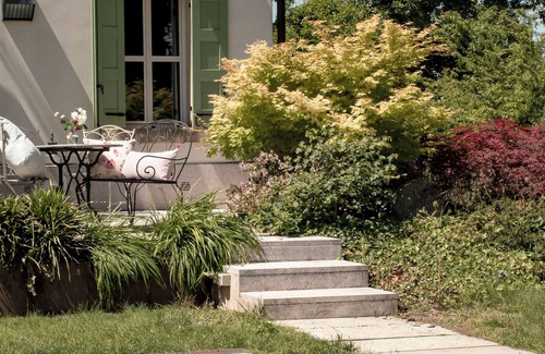 Sona Casa | Villa with pool between Verona and Lake Garda in an old country court