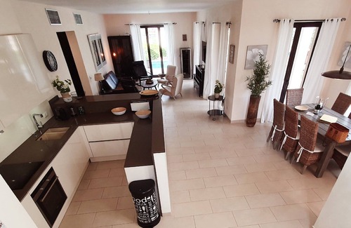 Cala Llombards Casa | Cala Llombards: nueva villa con piscina y vistas al mar - 200 ma la playa