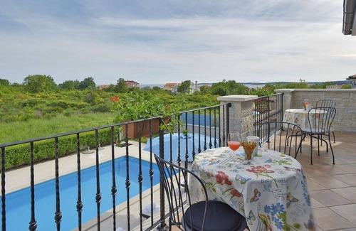 Medulin Cabaña | Villa con piscina privada para 10 pax cerca de la playa en Medulin