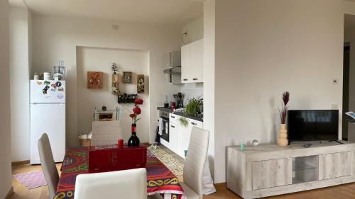 Meina Apartamento | Villa with Pool&Garden 8