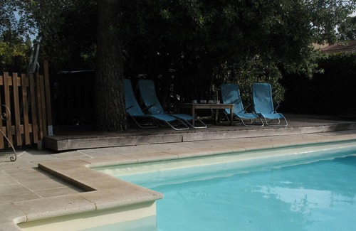 Vedene Villa | VILLA CON PISCINA DE CLASE 4 *, JARDÍN DE SOMBRA - MUY CERCA DE AVIGNON - 6 PERSONAS