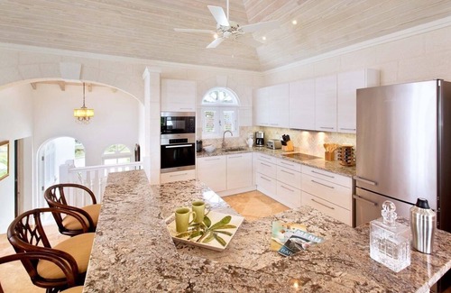Merlin Bay Villa | Royal Westmoreland - Coral Blu: brillante y moderno