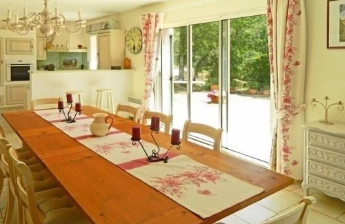 Le Thoronet Villa | Villa con piscina rodeada de viñedos