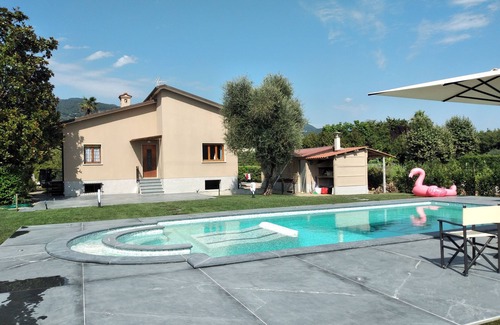 Pietrasanta Villa | Villa with pool in the heart of Versilia