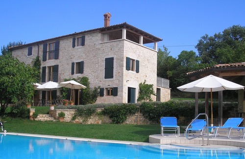 Rakotule Villa | Villa con piscina en el magnífico país, a sólo 20 minutos del mar, wi-fi gratuito