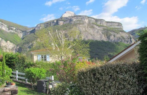 Bernin Casa | Villa con piscina en el corazón de los Alpes