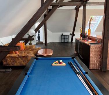 Toenisvorst Villa | Villa with pool landscape