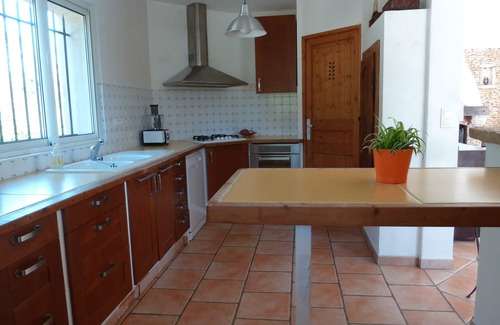 Montauroux Casa | VILLA con piscina tranquila de la tierra 5000m2 cerca del lago y las instalaciones marítima o fluvial